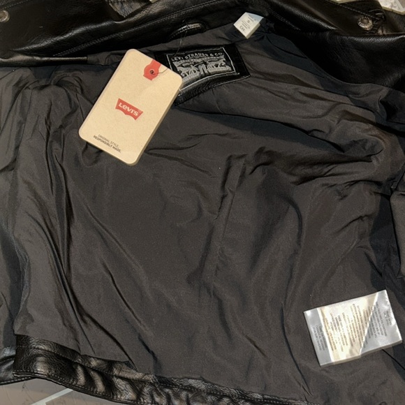 Levi's The Classic Faux Leather Moto Jacket - Picture 13 of 13